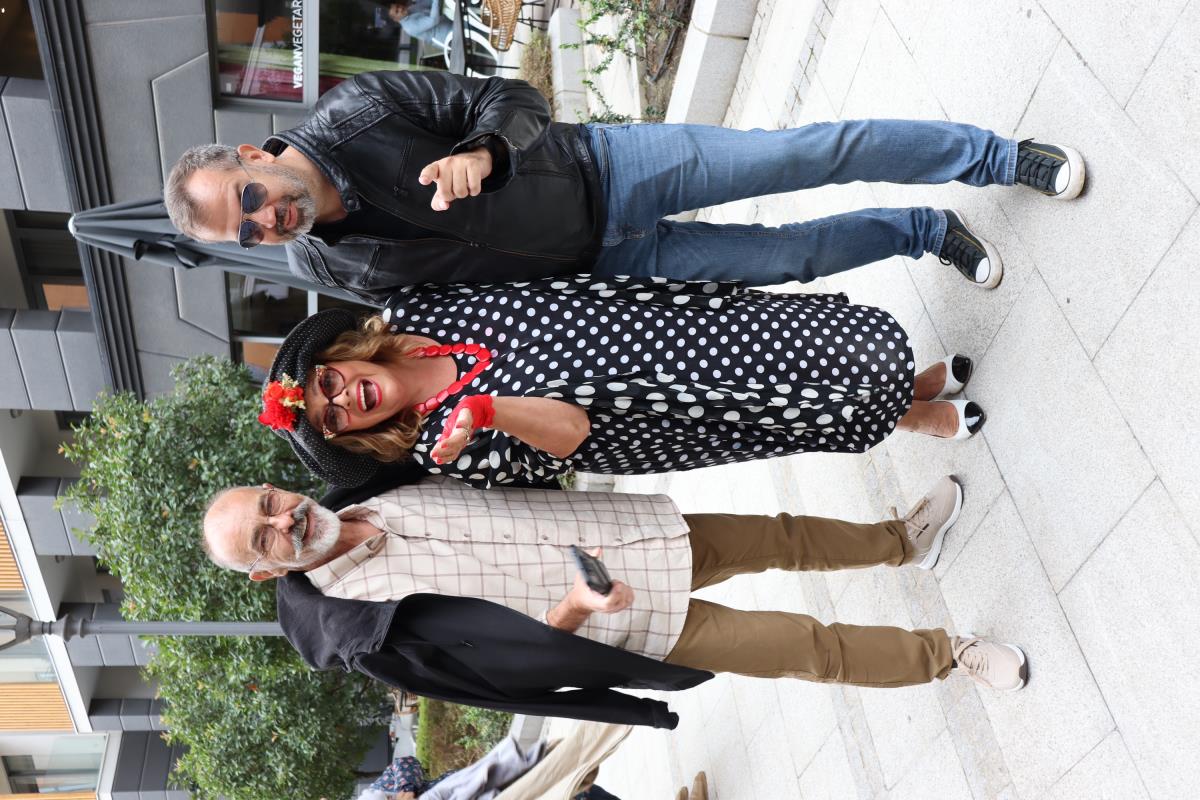 Vladimir Petrović (Boba iz Žikine dinastije), Vesna Čipčić (Frau Elza iz Žikine dinastije) i producent filma Povratak Žikine dinastije Milan Todorović