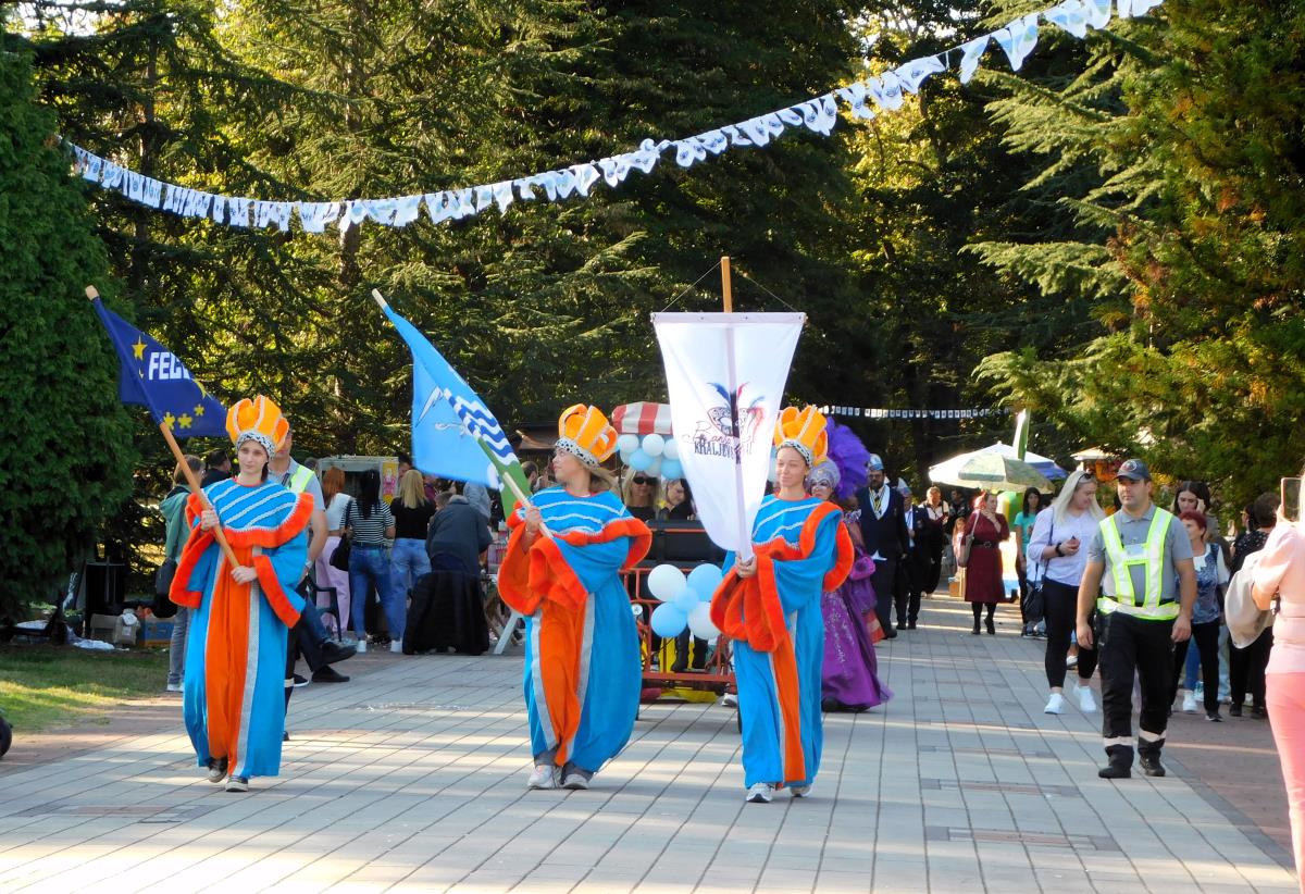 BANJA KOVILJAČI -Defile.JPG