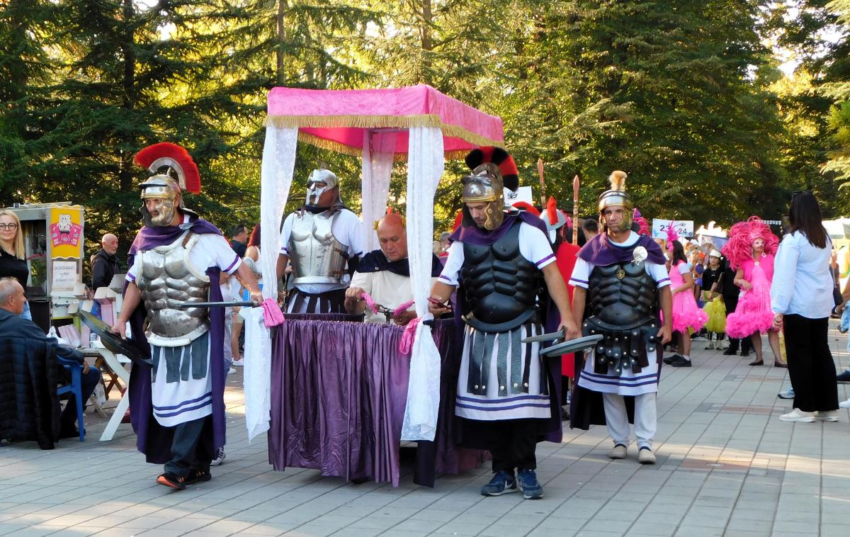 BANJA KOVILJAČI -Cezar i Rimljani.JPG