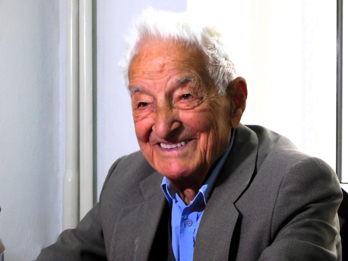 LOZNICA - Čio sa stotinu leta.JPG