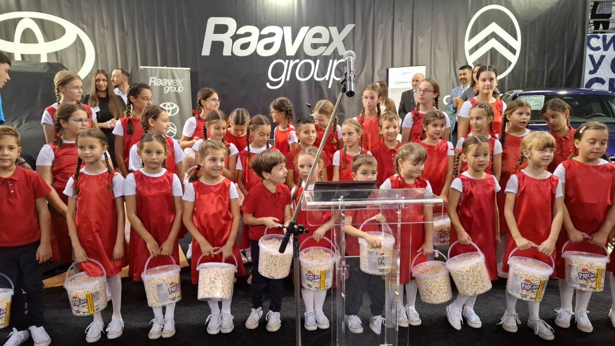 hor carolija i jumis kokice.jpg