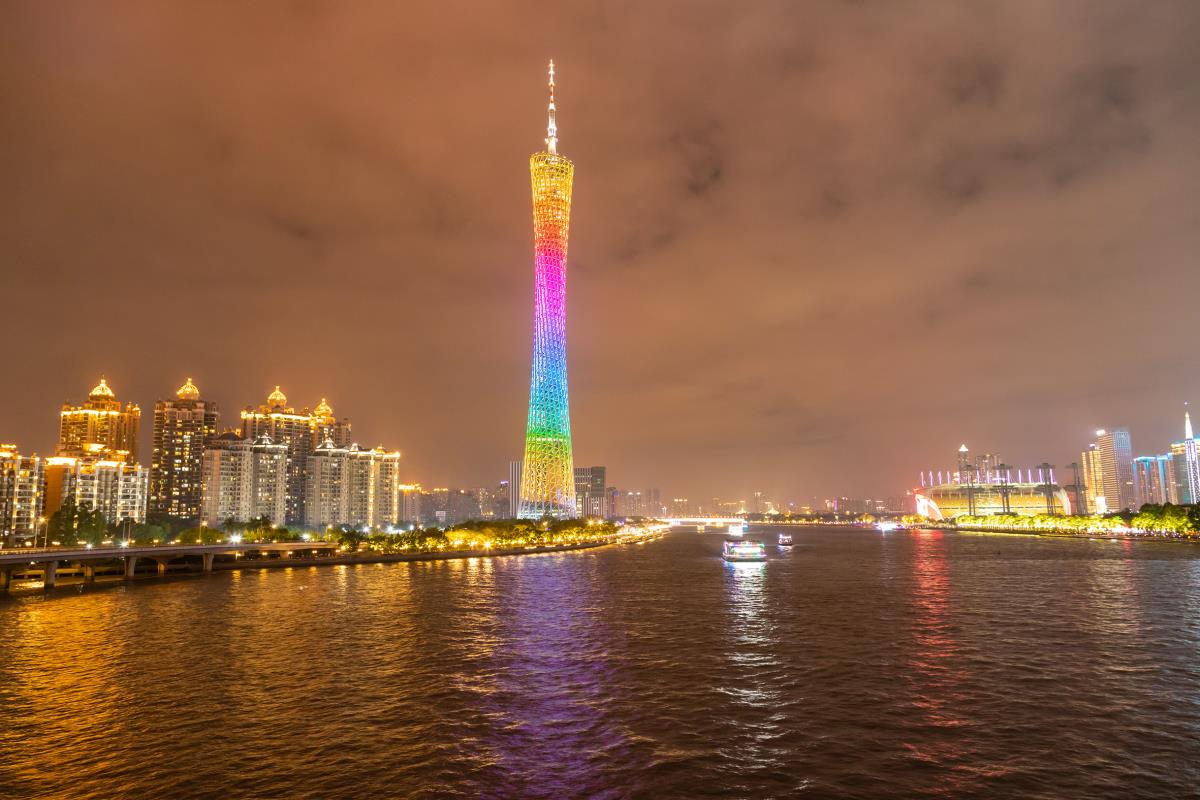 canton tower shutterstock_1289840302.jpg