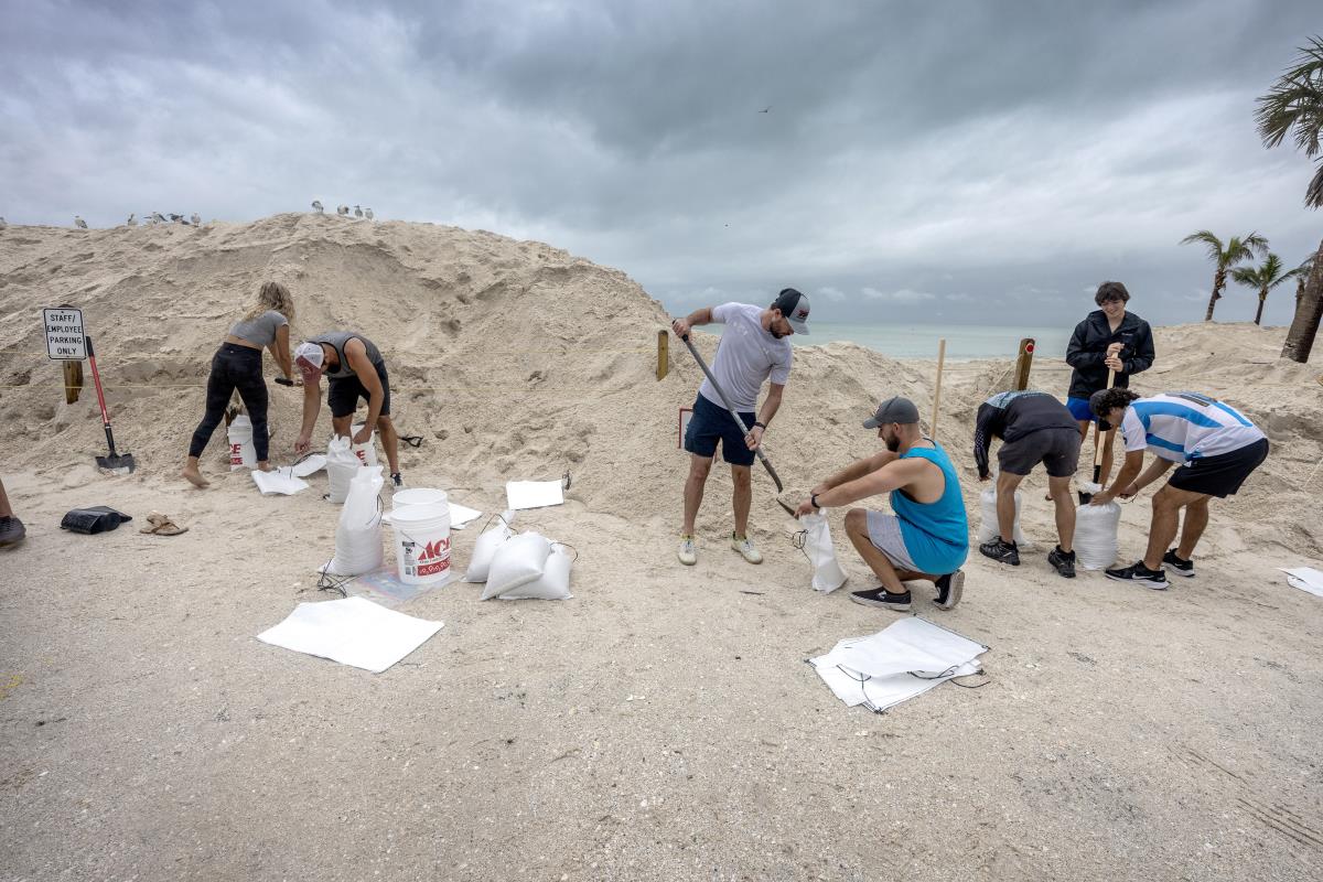 edogan06 EPA Cristobal Herreraulashkevich.jpg