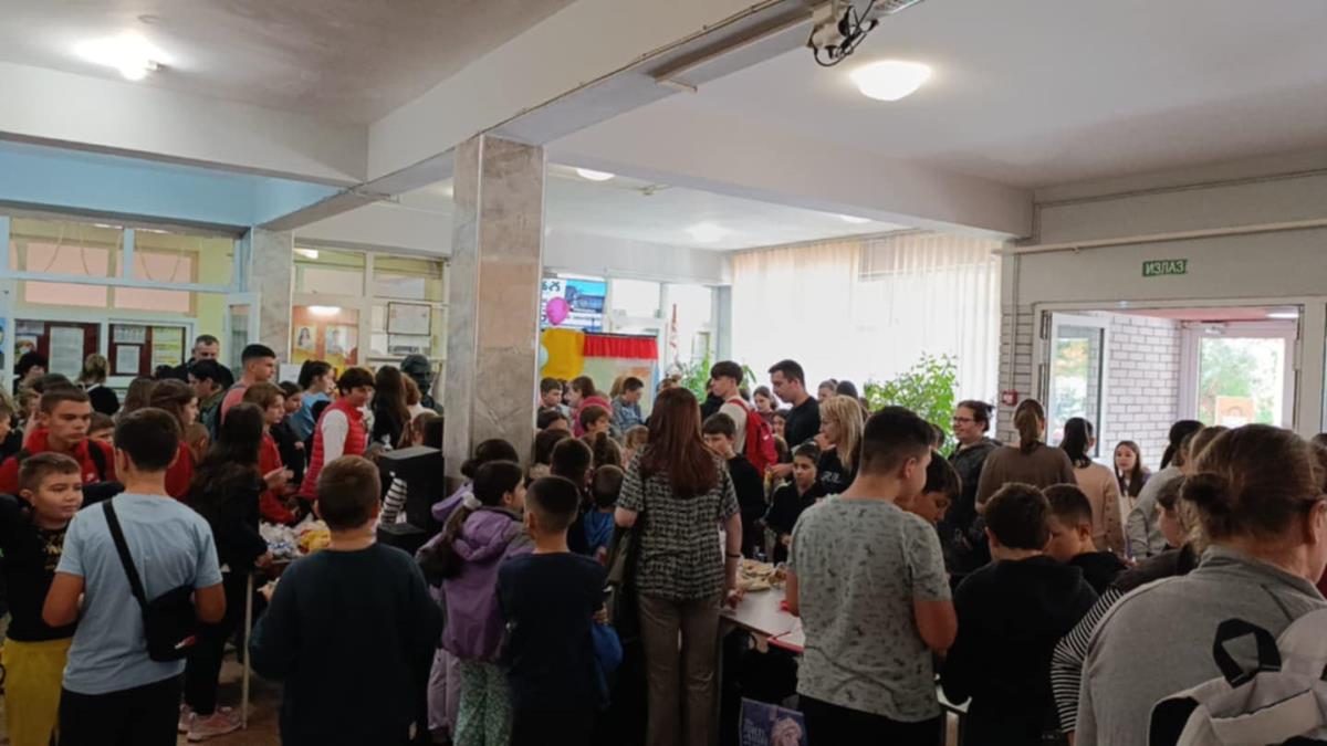 Дечији вашар 3.jpg