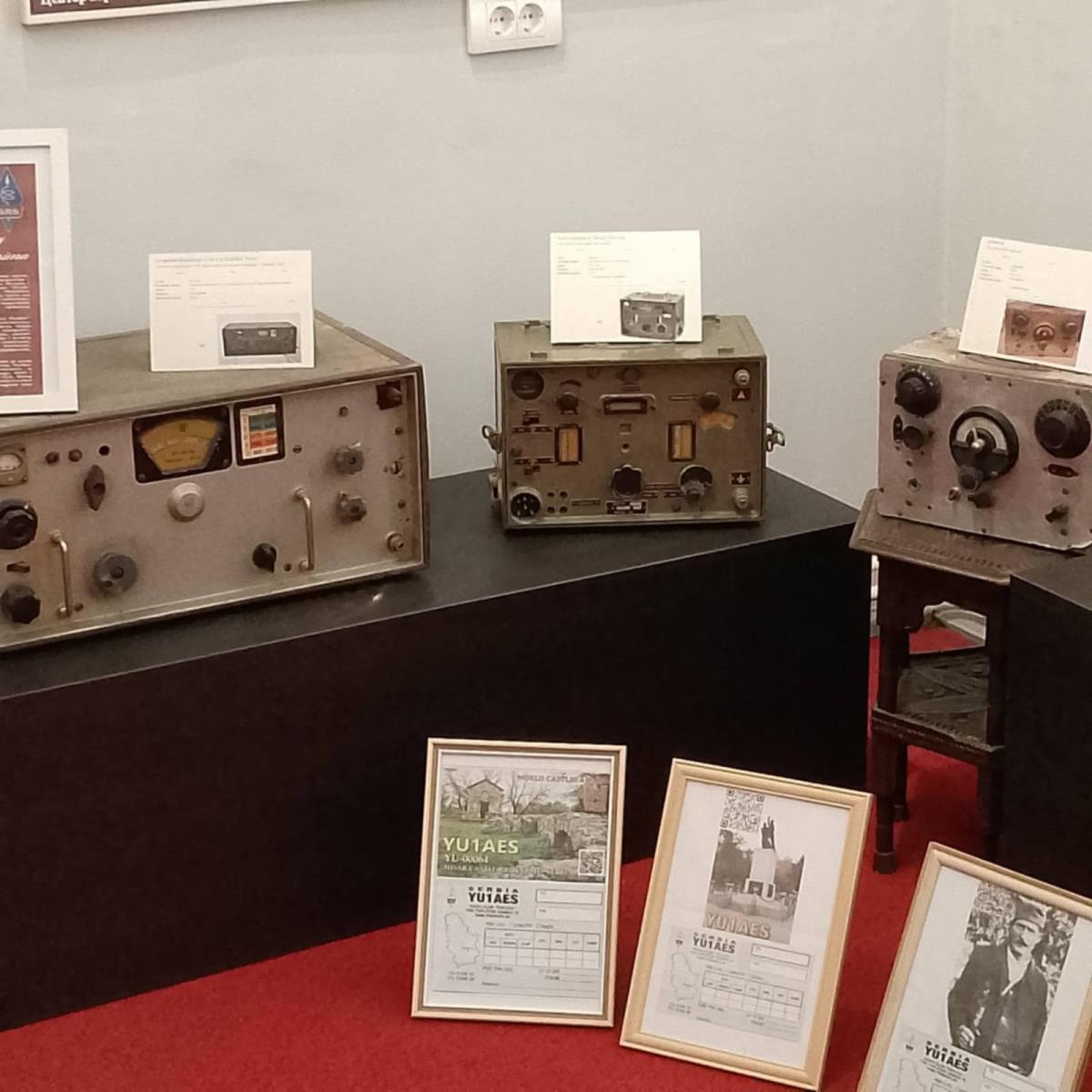 radio deo kolekcije.jpg