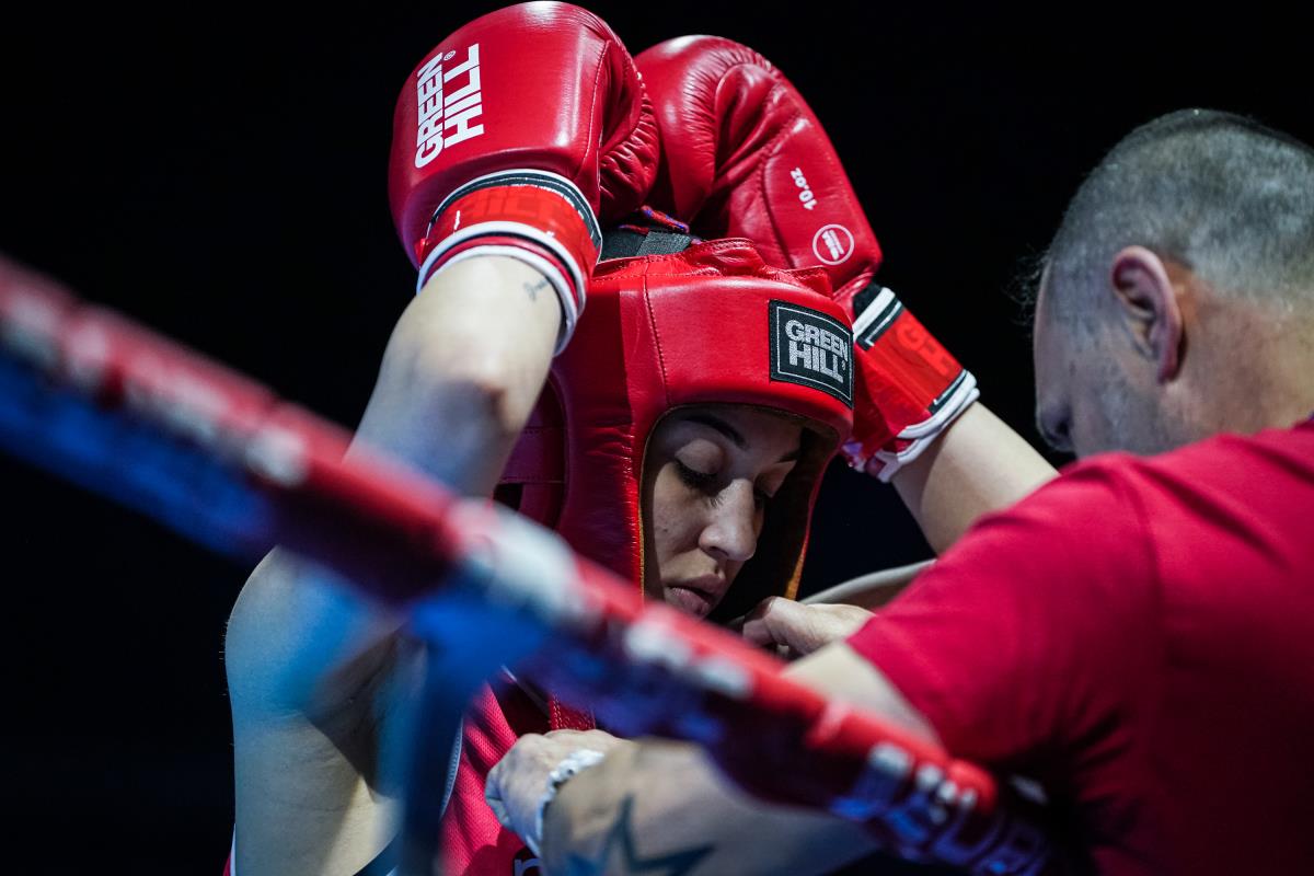 Počelo evropsko prvenstvo za mlađe seniore i seniorke u boksu