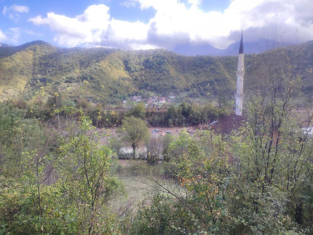 Foto privatna arhiva Užički spasioci  (14).jpg