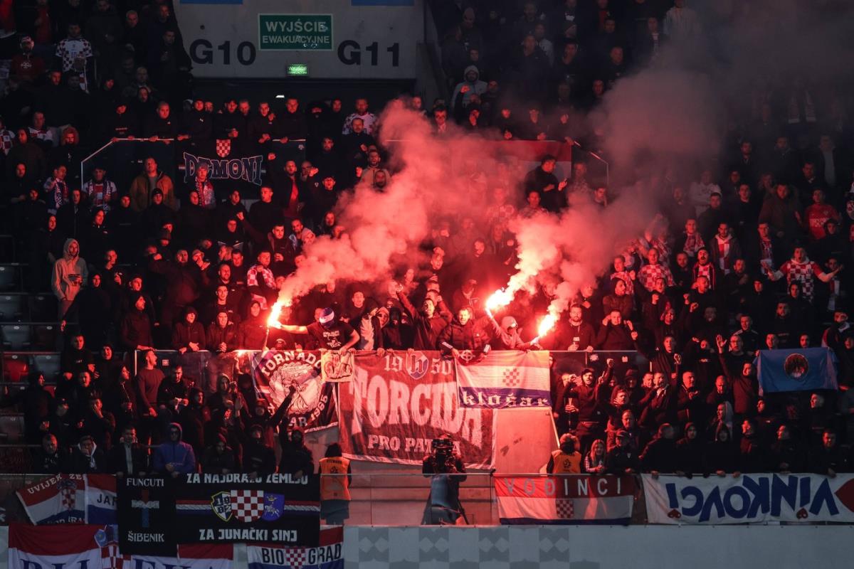 Hrvatski navijači nacizam