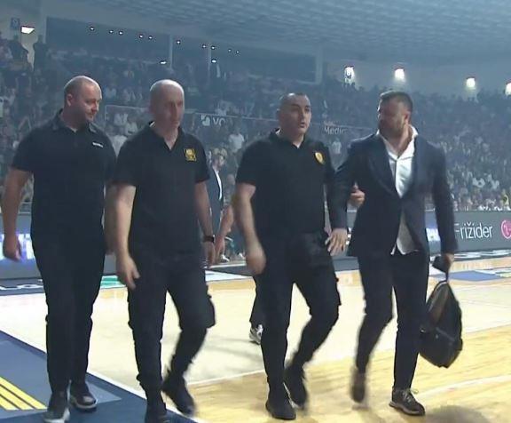 2024-10-21 20_37_18-WhatsApp.jpg