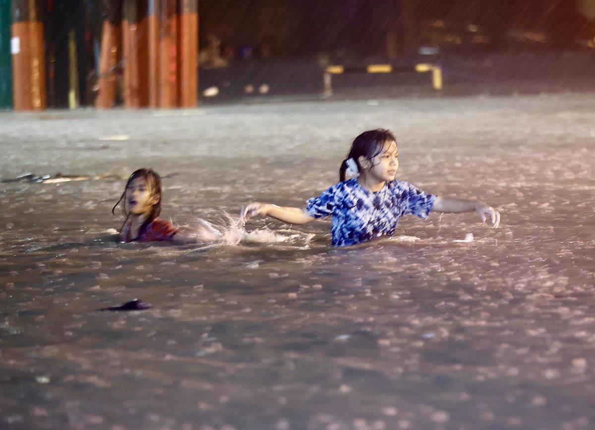 Filipini poplaveFRANCIS R. MALASIG (4).jpg