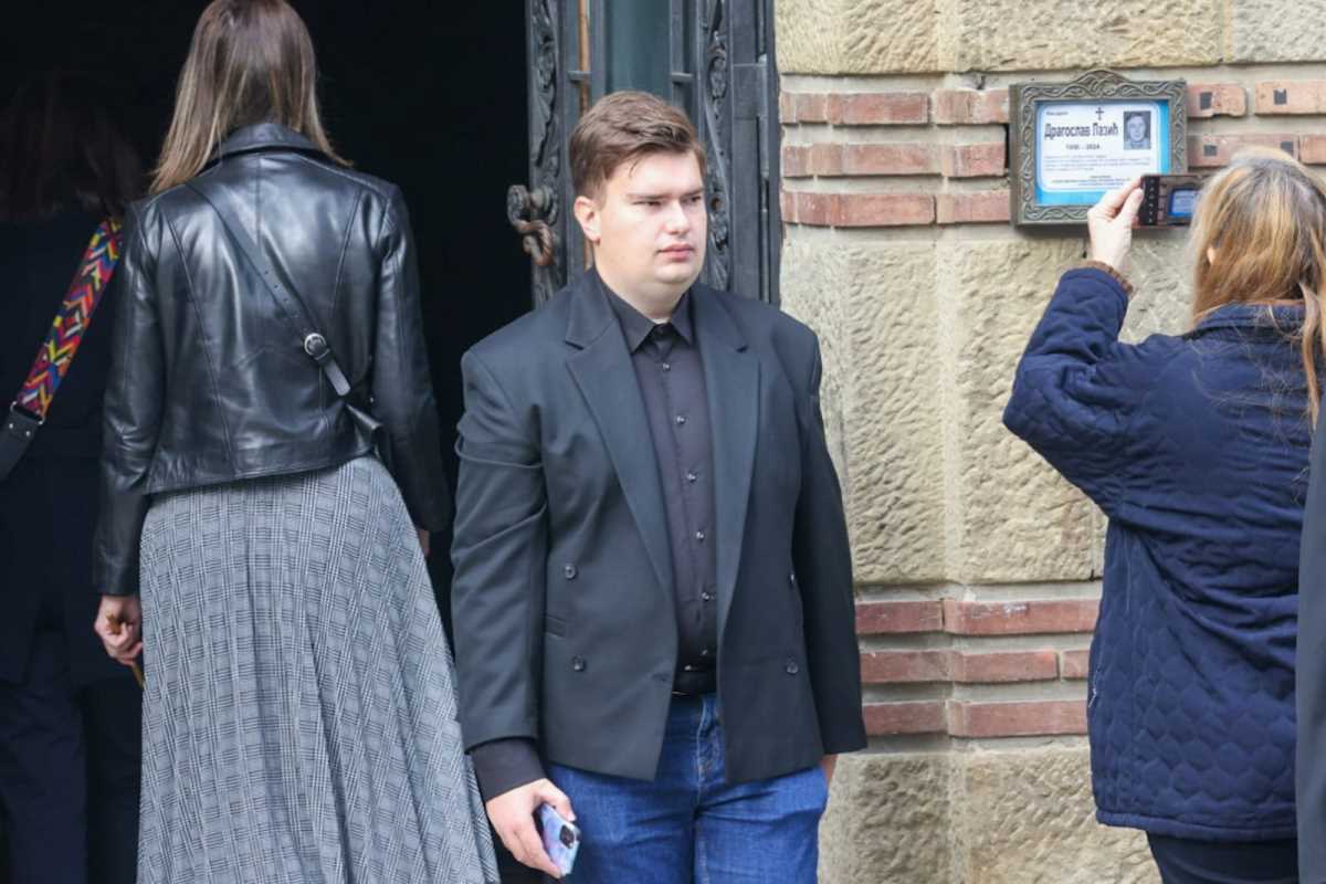 WhatsApp Image 2024-10-29 at 12.02.11 PM (1).jpeg