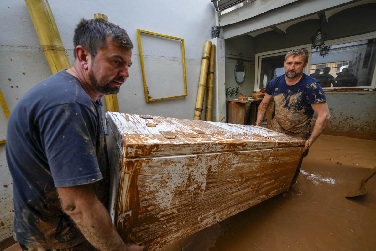 edita02 AP Manu Fernandez.jpg