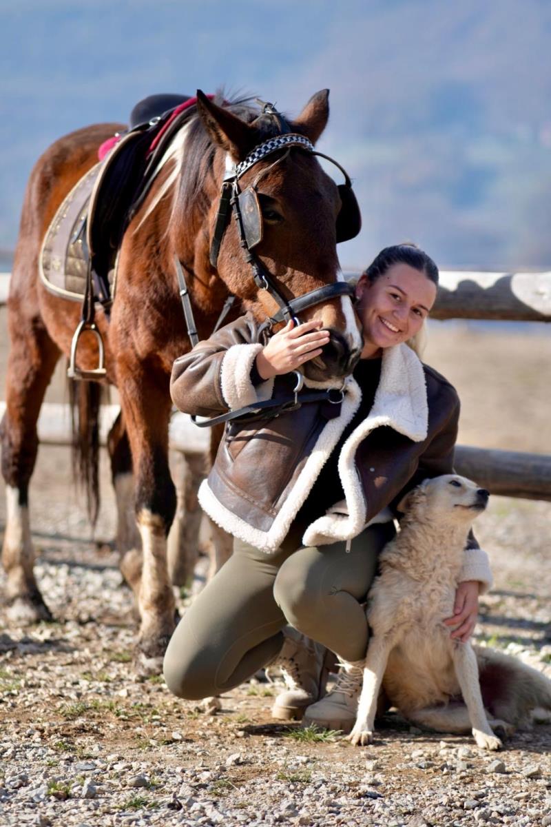 1730807678foto 6 licna arhiva.jpeg