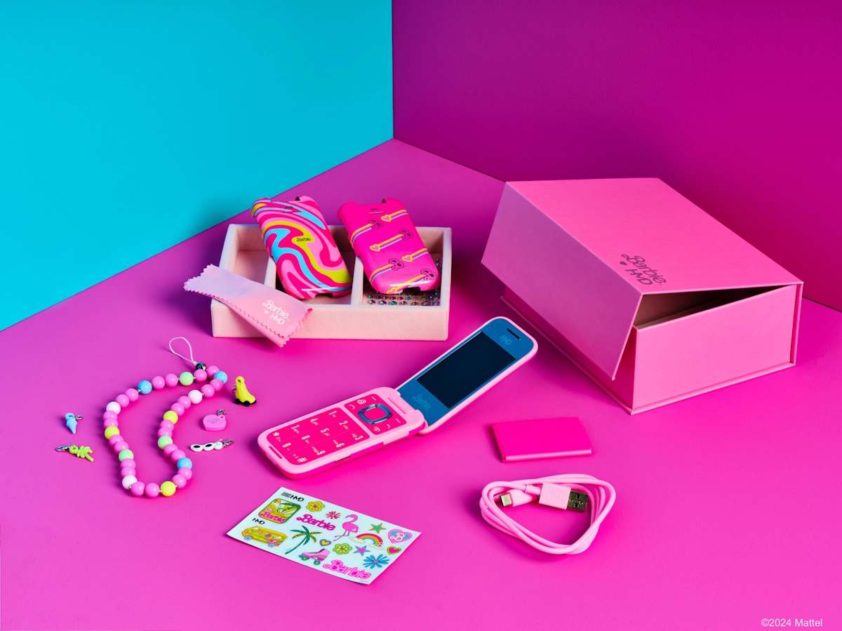 HMD-Barbie-telefon-slike-3.jpg