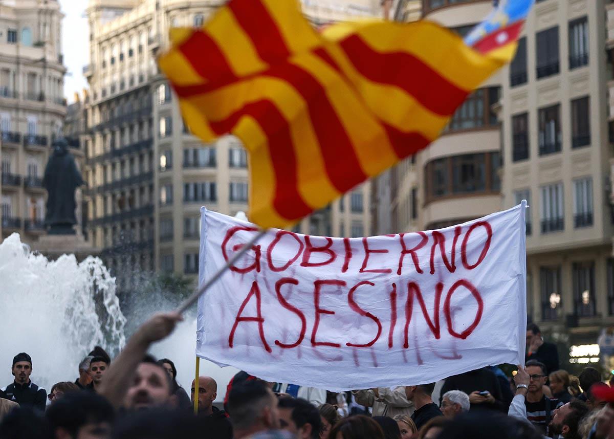 x01 EPA Miguel Angel Polo Valensija ProtestMIGUEL ANGEL POLO.jpg