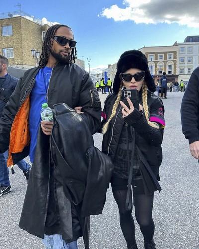 Madona i 36 godina mlađi fudbaler Akim Moris