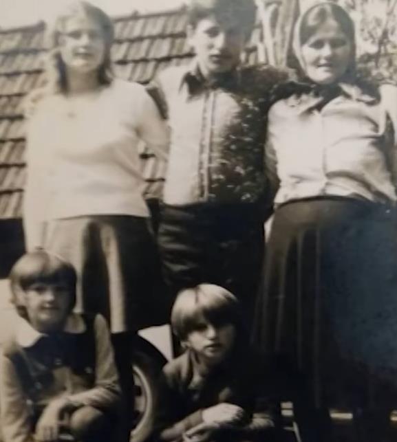 Ćanin porodični album