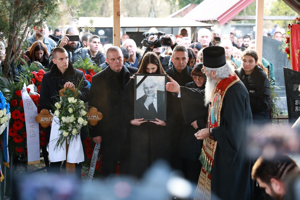 WhatsApp Image 2024-11-26 at 3.32.56 PM.jpeg