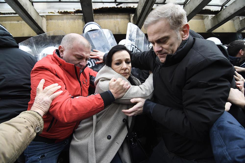 0204 Beta Dragan Gojic.jpg