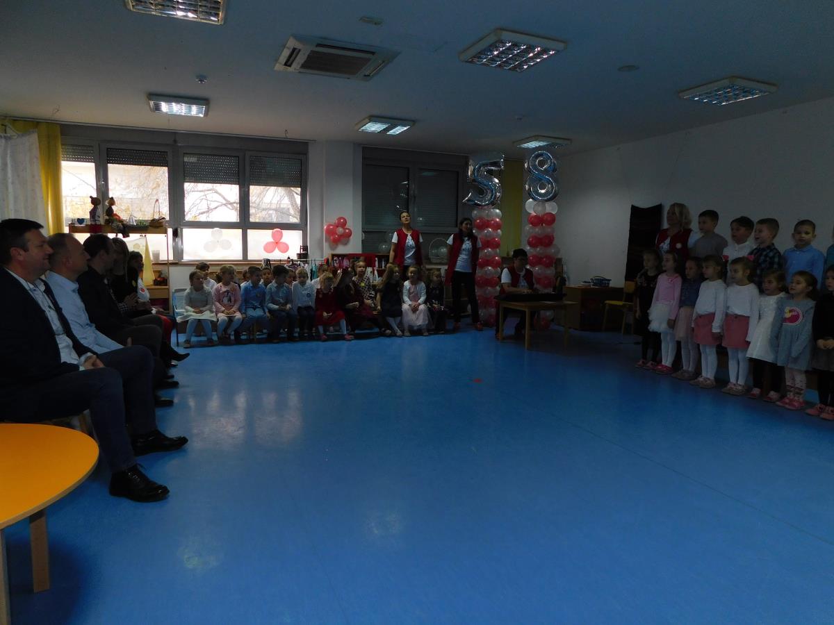 LOZNICA - Svečanos.JPG