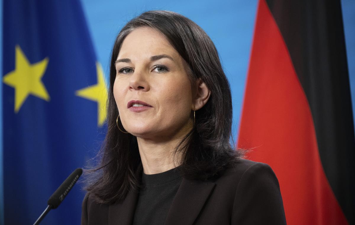 Analena Berbok, šminka