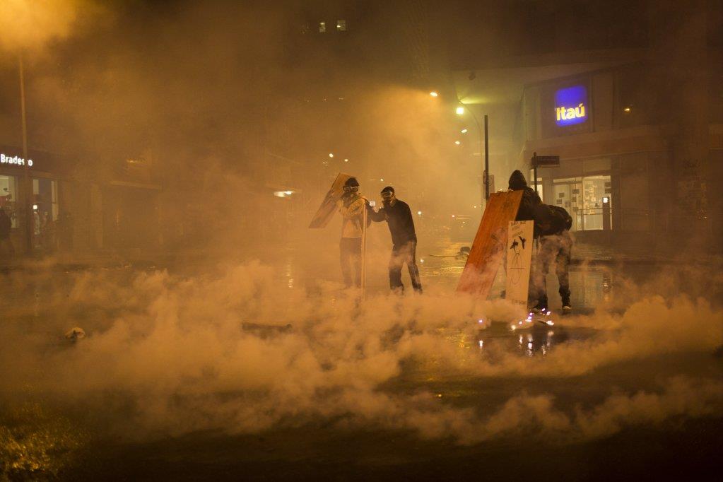 rio-de-zaneiro-protest.jpg