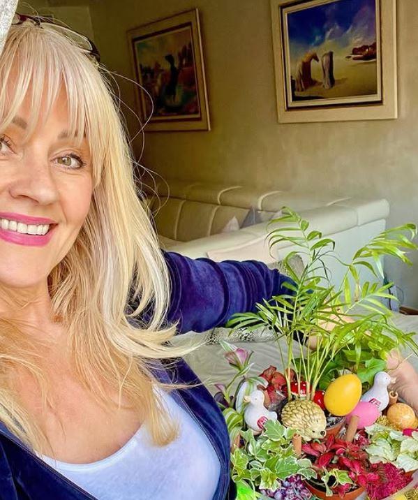 2024-12-10 07_51_22-Instagram.jpg