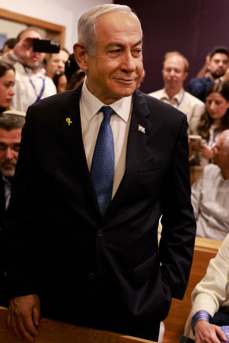 101 EPA Menahem Kahana  Pool.jpg