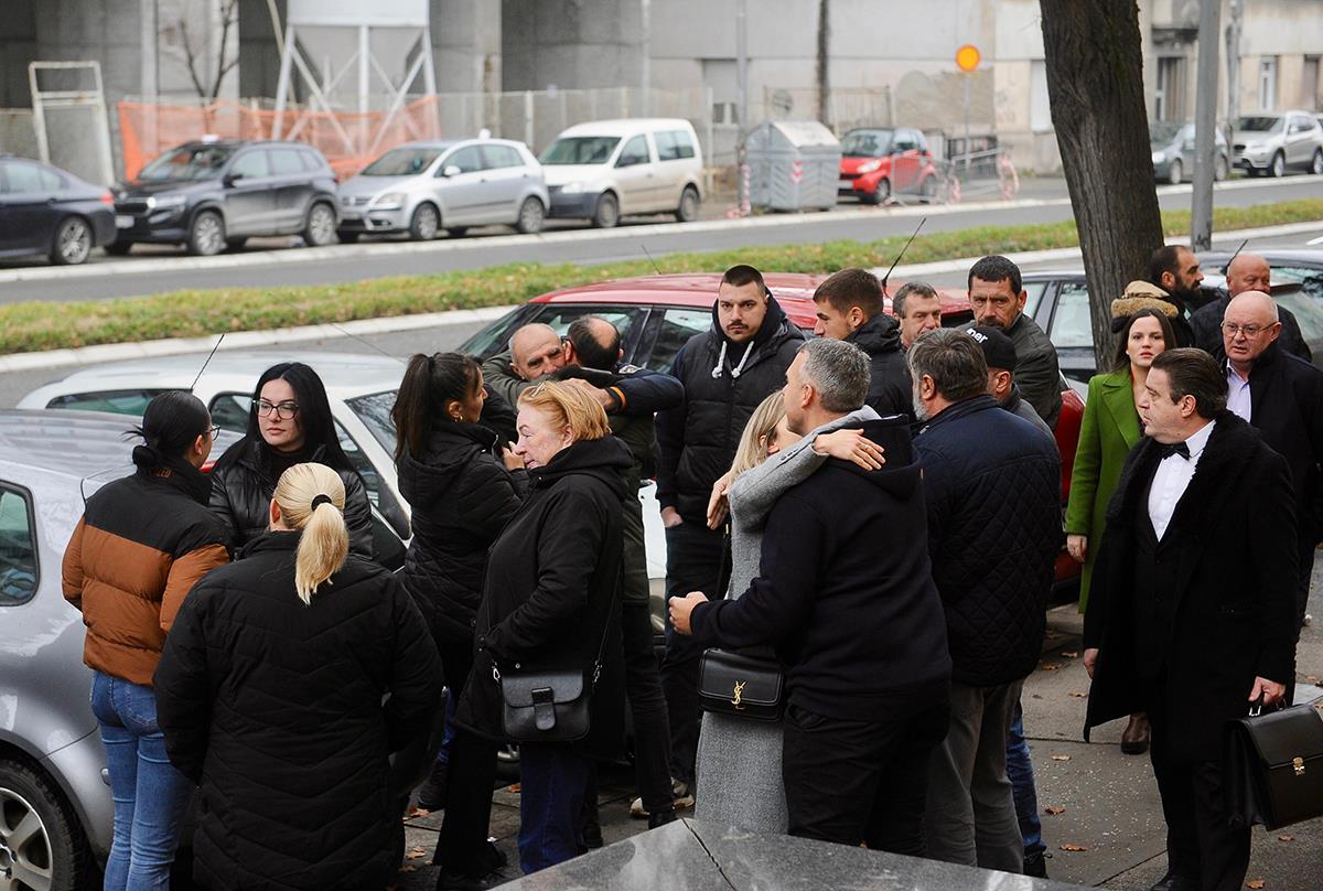 Uživo presuda Urošu Blažiću