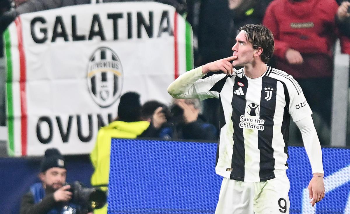 Arsenal i Mančester u borbi za Dušana Vlahovića