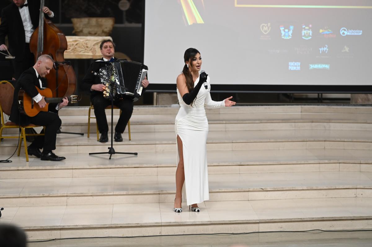 Marija Nešić, operska pevačica.jpg