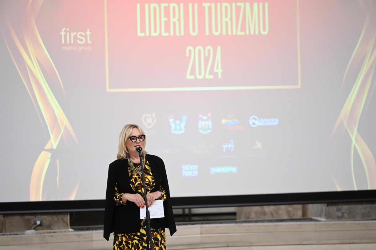 Višnja Rakić, pomoćnica ministra turizma i omladine.jpg