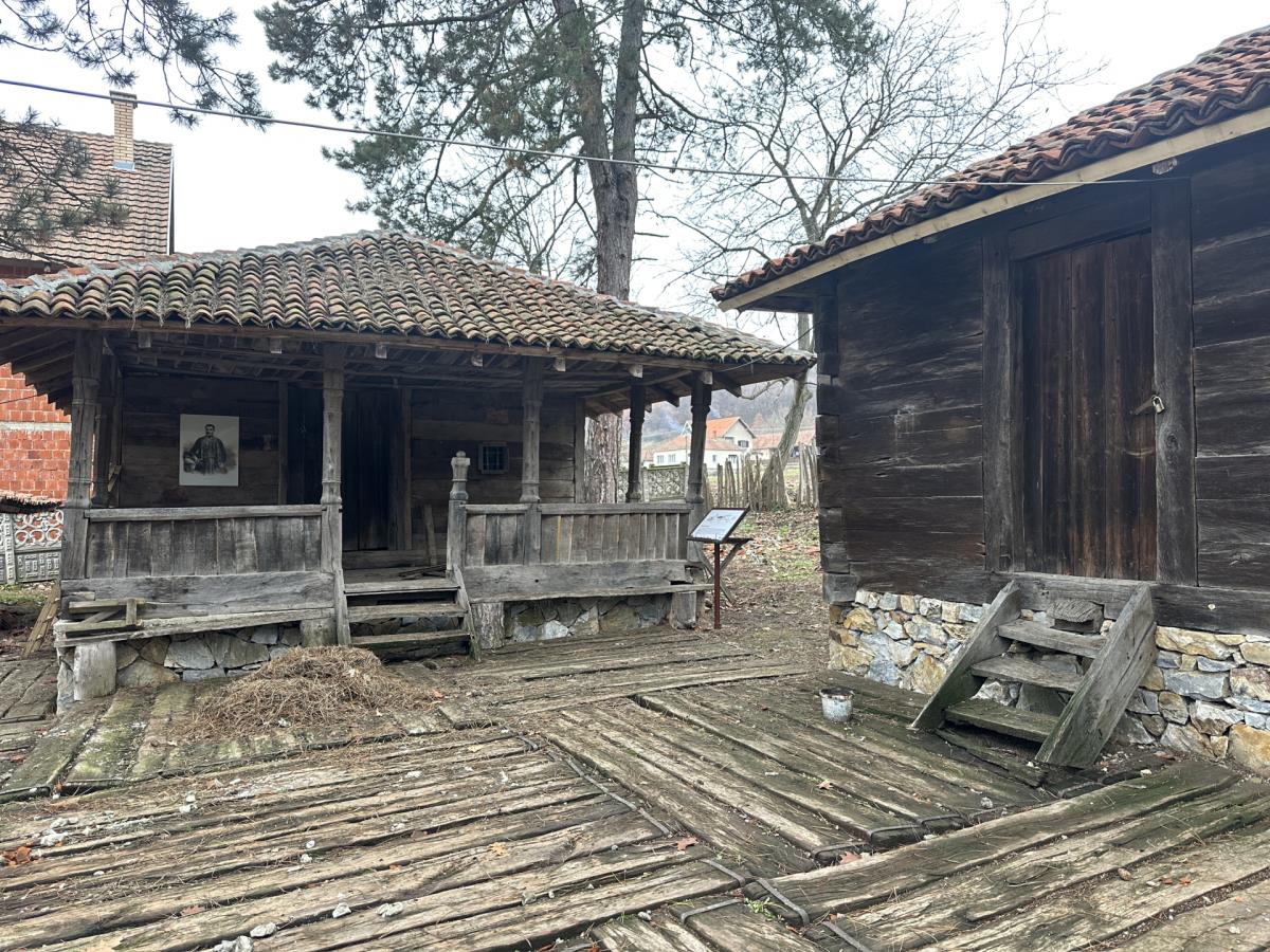 1734426916_rača-viševac-karadjordje-rodno-mesto-fotorina7.jpg