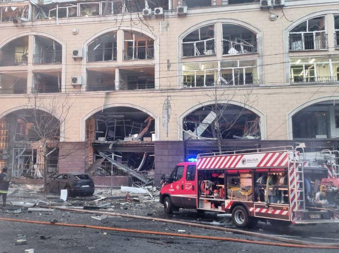 2024-12-20 08_23_28-(2) Anton Gerashchenko on X_ _The aftermath of the Russian missile attack on Kyi.jpg