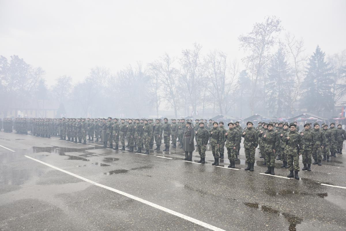 Polaganje zakletve vojnika na dobrovoljnom služenju vojnog roka i polaznika Kursa za podoficire kandidata iz građanstva (13).jpg