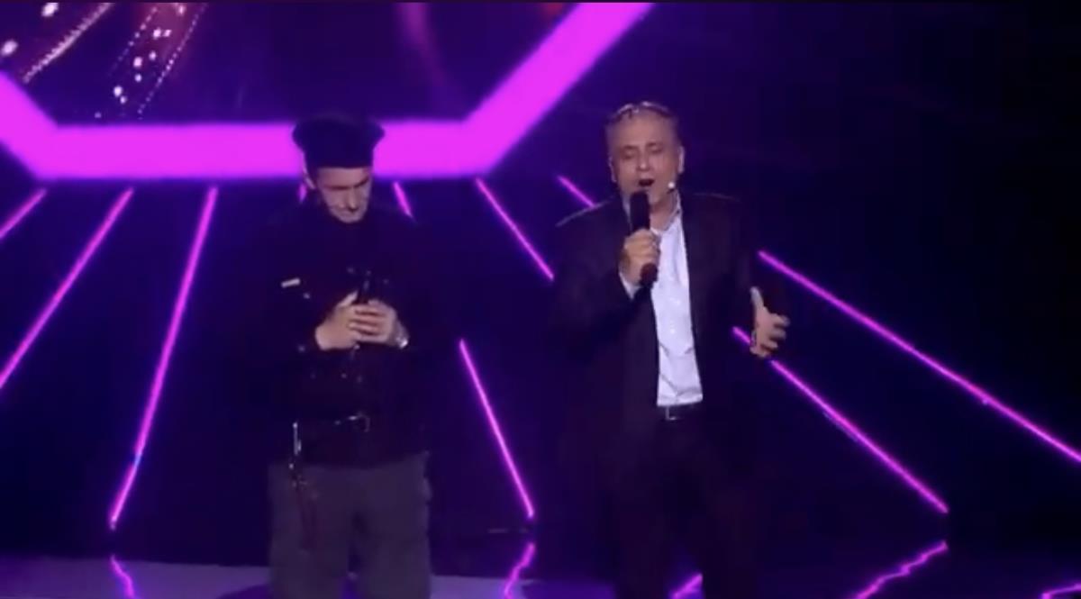 Beki Bekić zapevao sa bratom.jpg