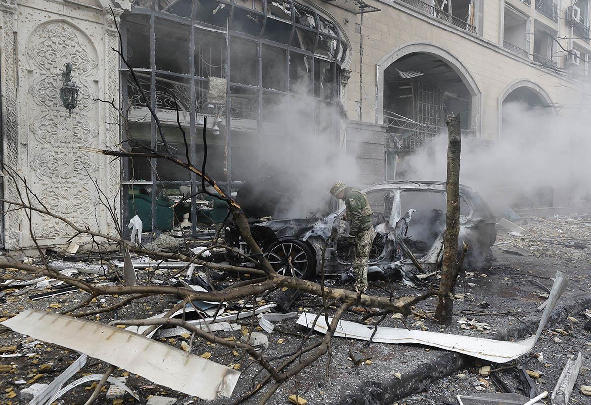 vesna01 EPA Sergey Dolzhenko.jpg