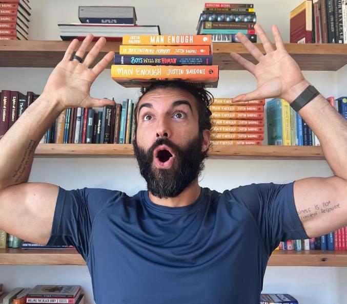 džastin baldoni 5.jpg