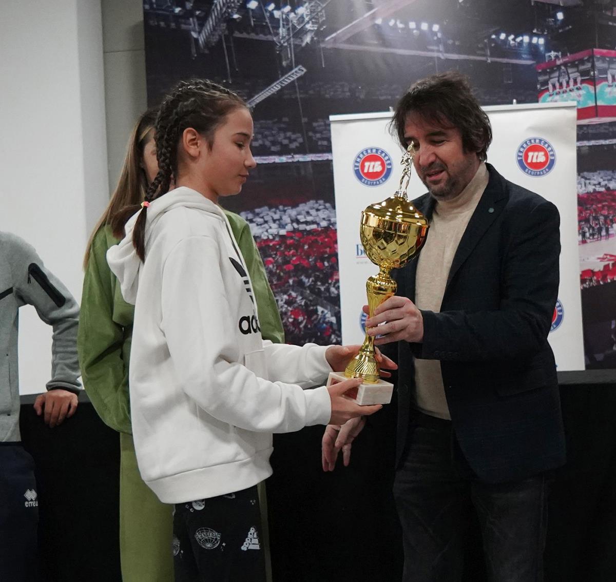 dodela pehara 2024 TSBG45.jpg