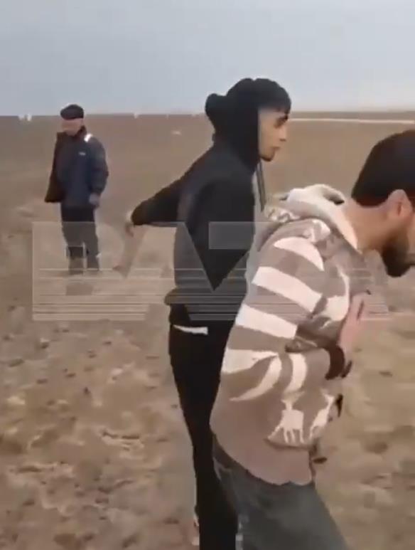 2024-12-25 09_39_50-(3) BigBreakingWire on X_ _Survivors of the Azerbaijan Airlines plane crash in K.jpg