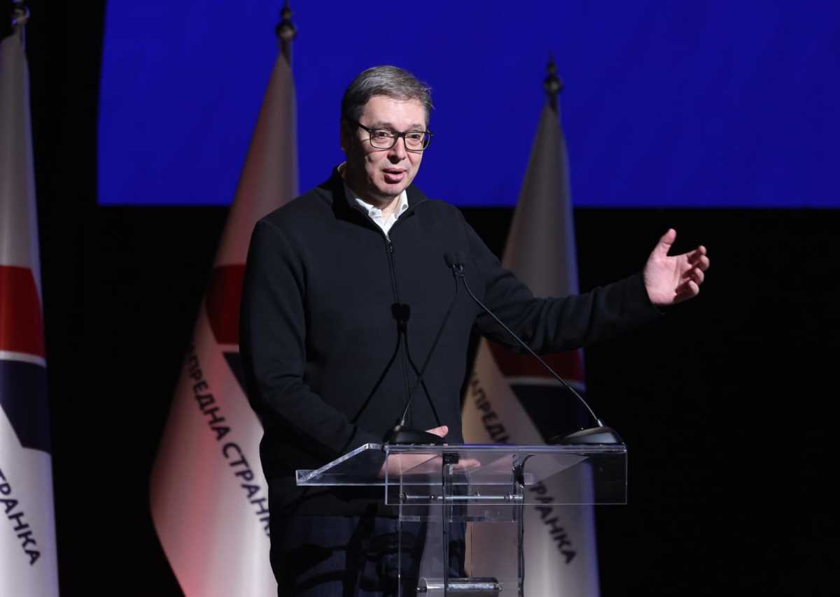 Predsednik Srbije Aleksandar Vučić o opoziciji: "Besplatan sir postoji samo u mišolovci"