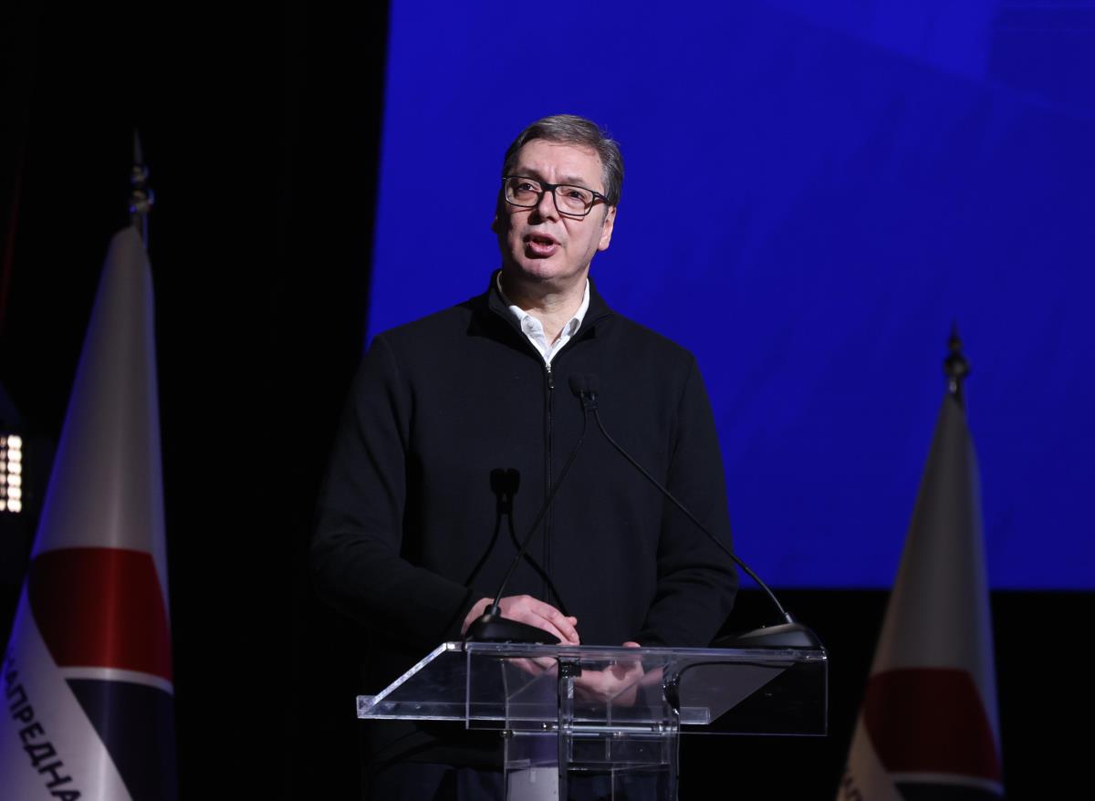 Predsednik Srbije Aleksandar Vučić o opoziciji: "Besplatan sir postoji samo u mišolovci"