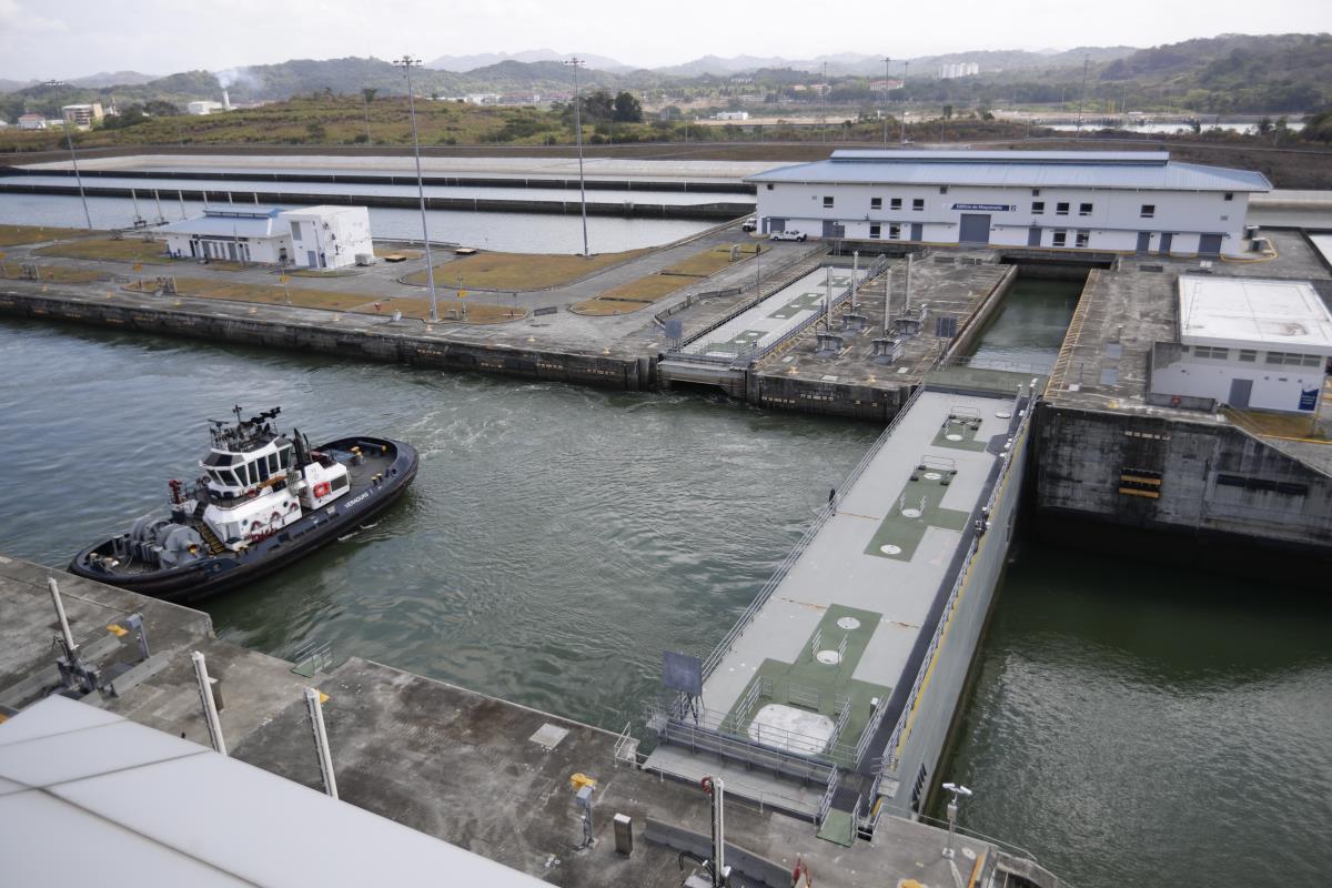 xxx02 EPA Bienvenido Velasco.jpg