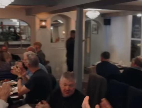 žena uočila mrtvog muža u kafani (4).png