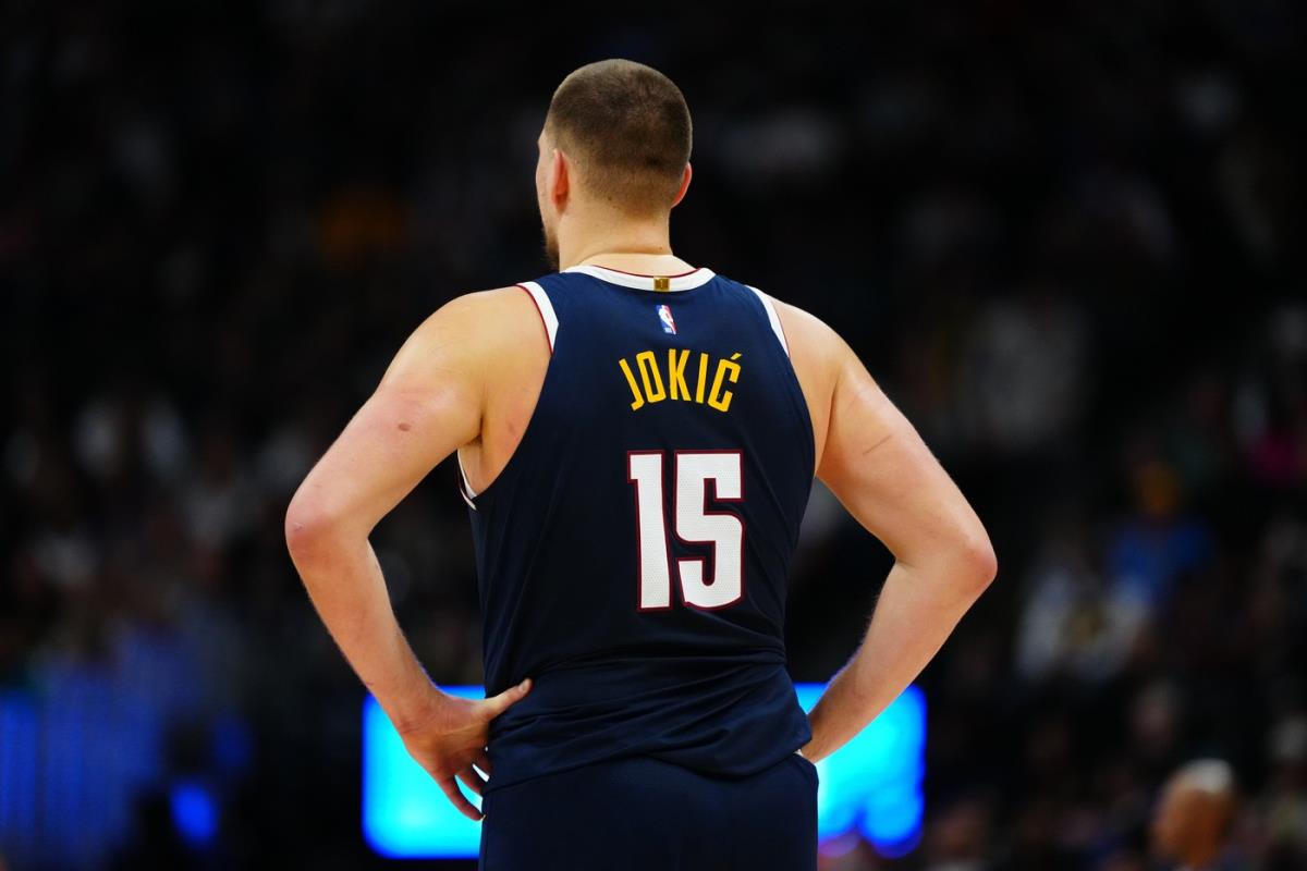 Entoni Edvards o MVP trci