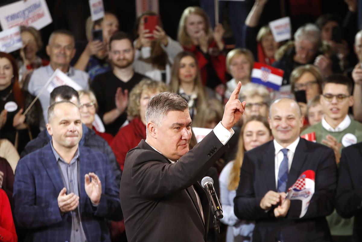 x07 EPA Antonio Bat.jpg