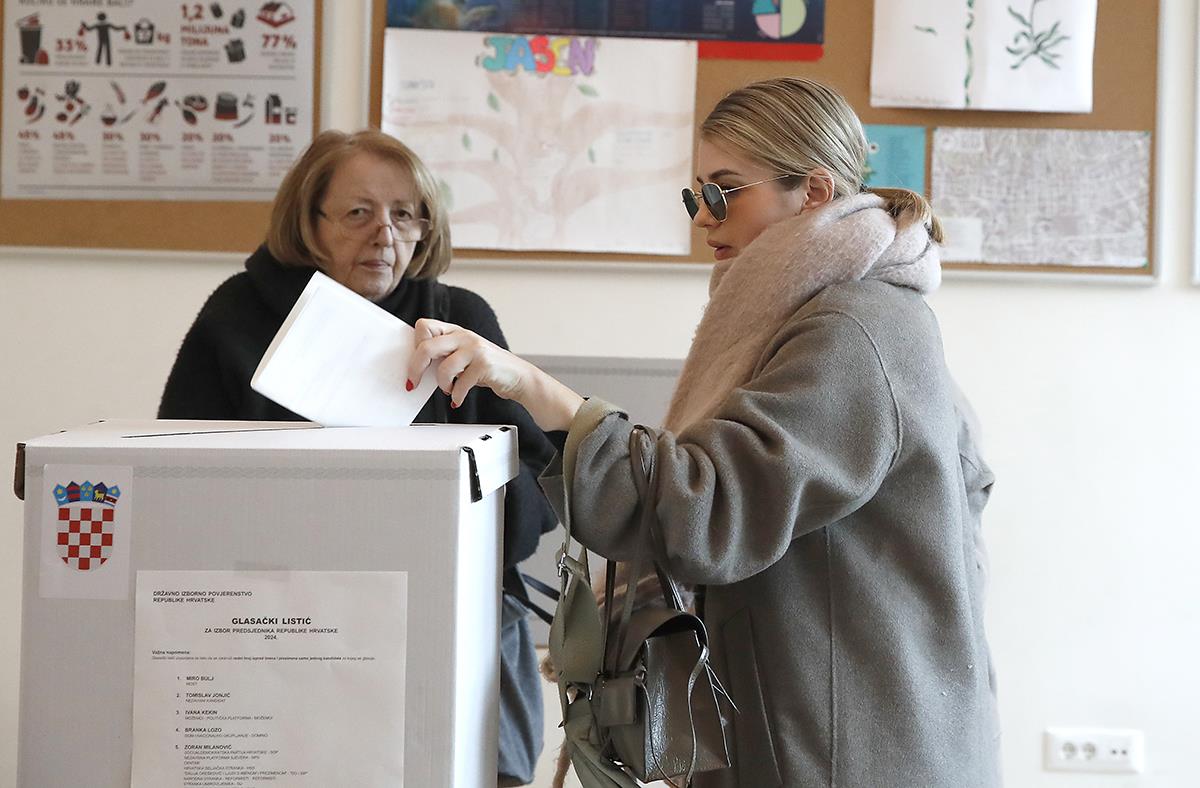 x05 EPA Antonio Bat.jpg