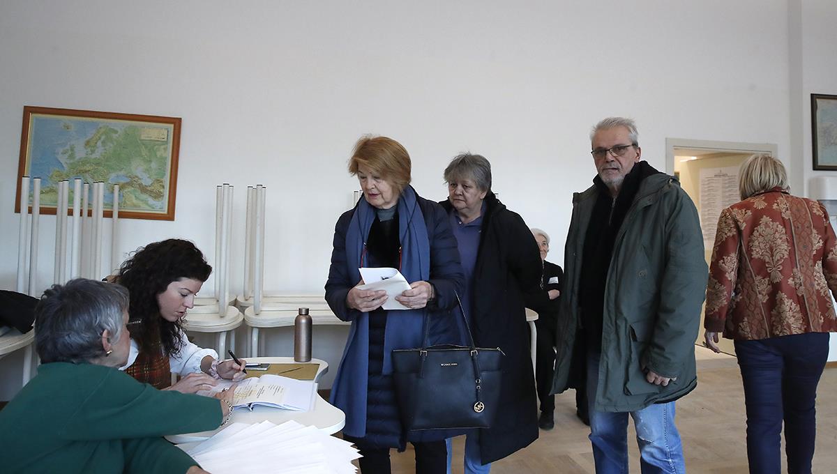 x03 EPA Antonio Bat.jpg