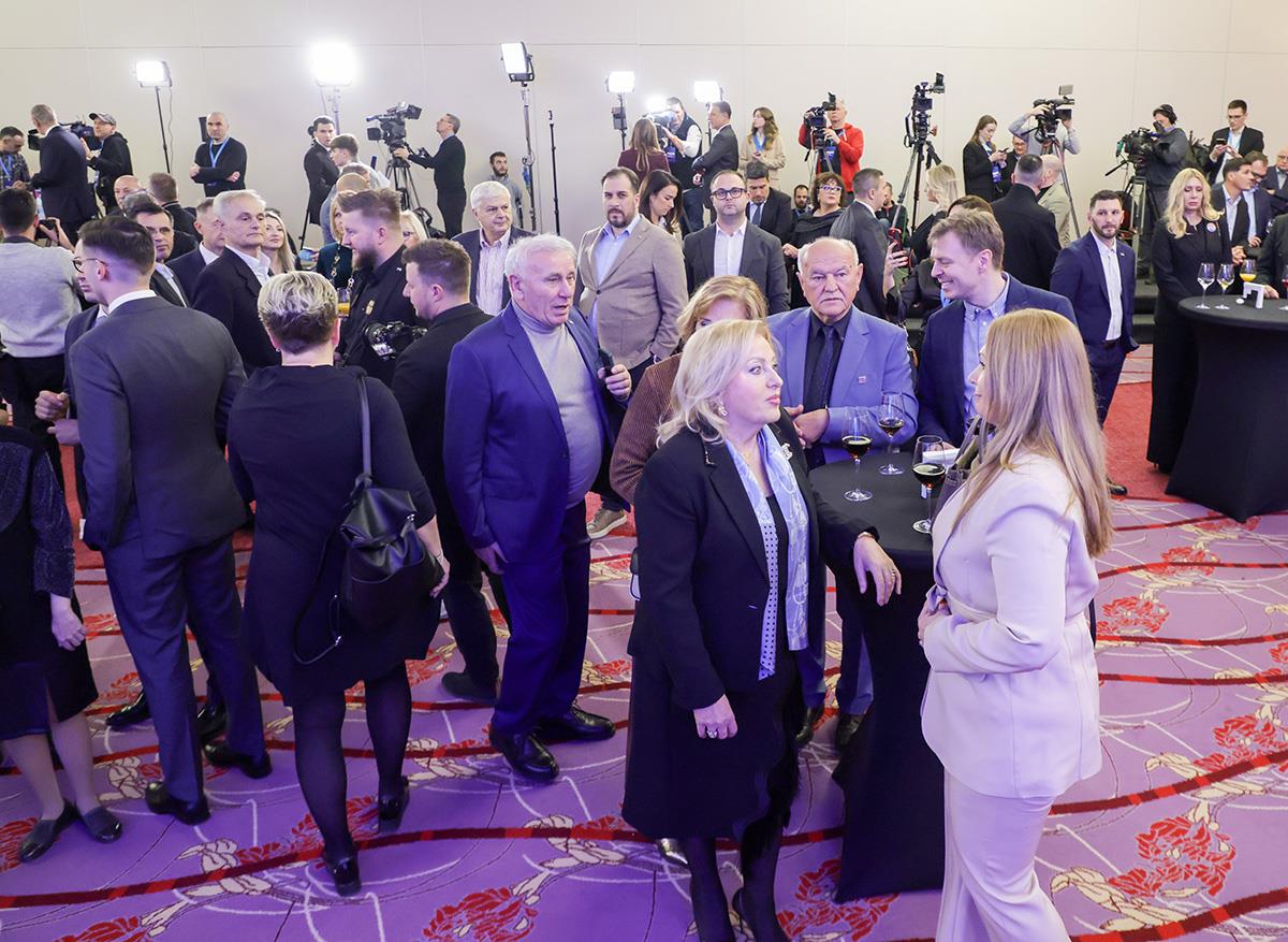 x02 EPA Stringer.jpg