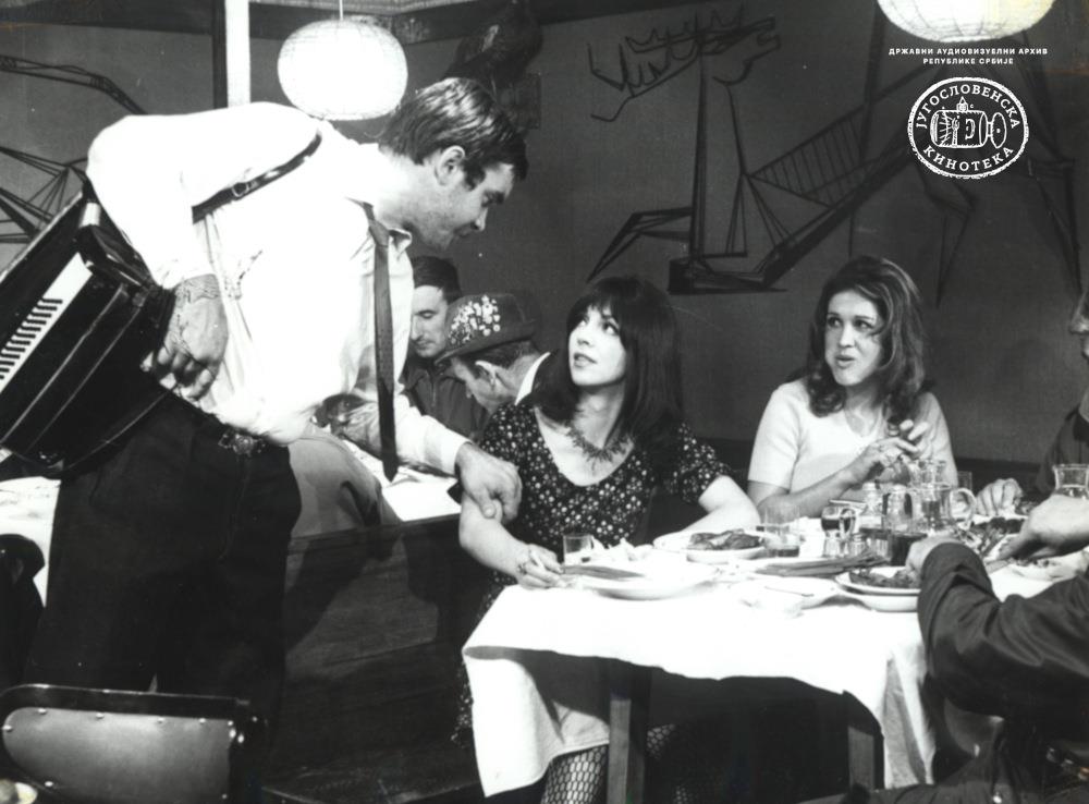 Tragovi crne devojke_Jugoslovenska kinoteka_014.jpg